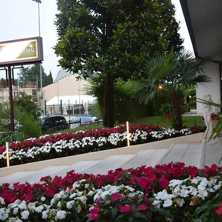 International 3* Sirmione